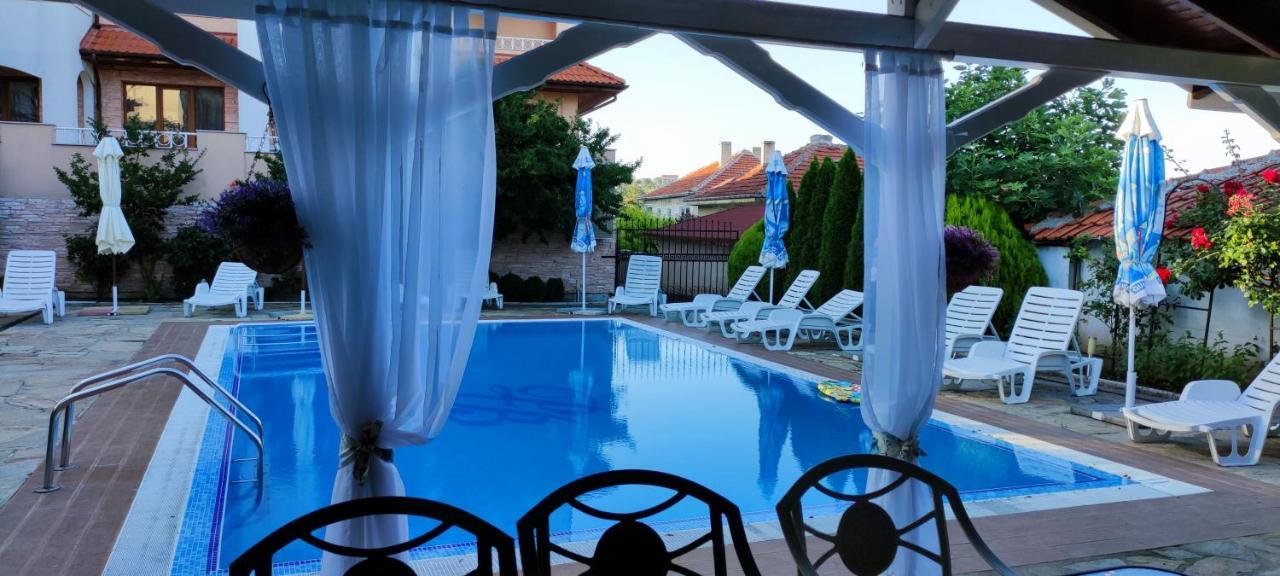 Guest House Palazzo Byala  Ngoại thất bức ảnh