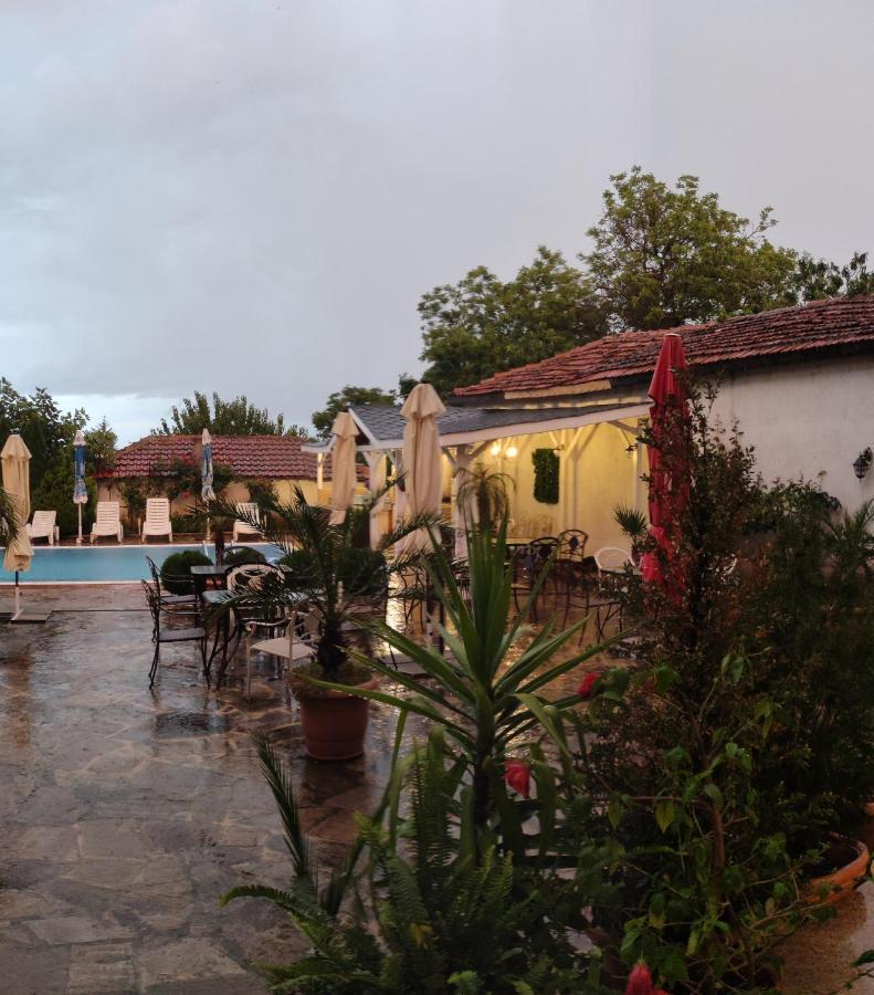 Guest House Palazzo Byala  Ngoại thất bức ảnh