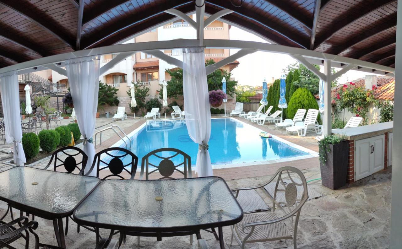 Guest House Palazzo Byala  Ngoại thất bức ảnh